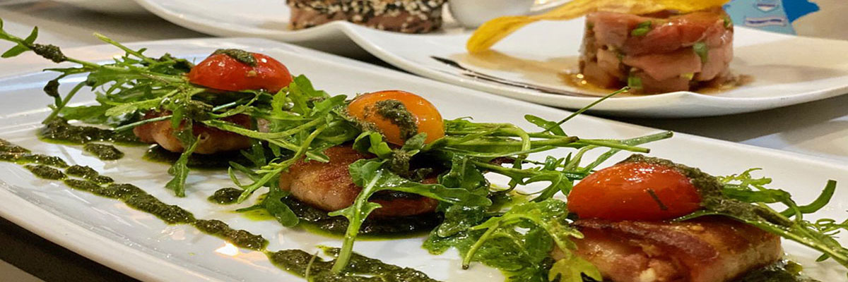 Bacon with goat cheese and arugula/rocket pesto